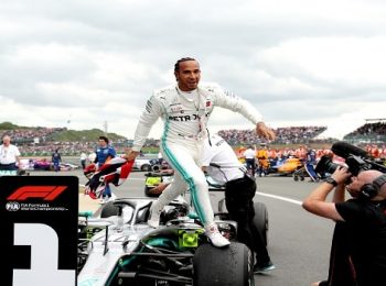 Lewis Hamilton remains wary of Red Bull and Ferrari