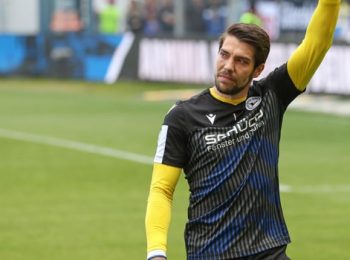 Manchester City chase German goalkeeper