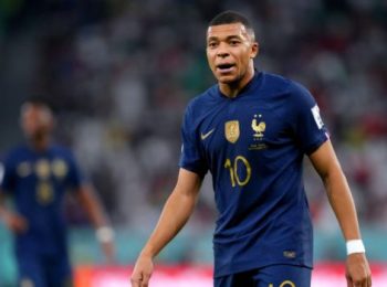 Mbappé expected to be fit to start after missing training
