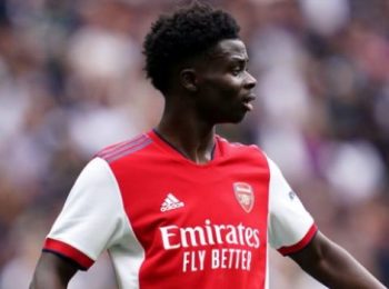 Arsenal’s Bukayo Saka Faces Uncertain Future in Upcoming Matches